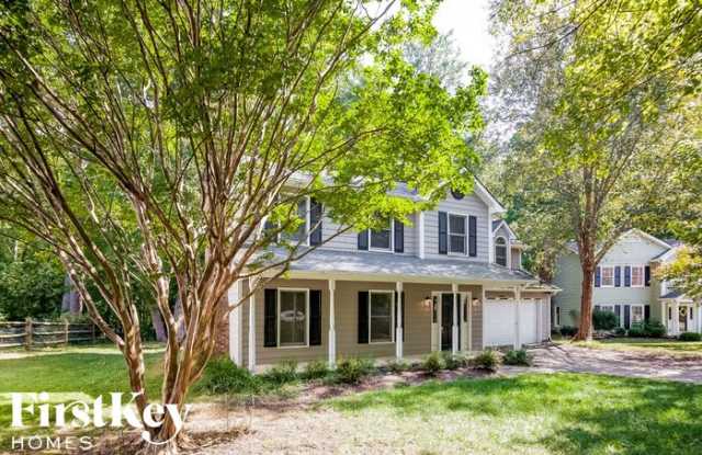 8910 Hunters Pointe Drive Gallery 2
