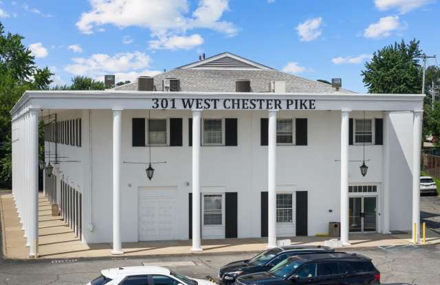 301 W CHESTER Pike photos photos