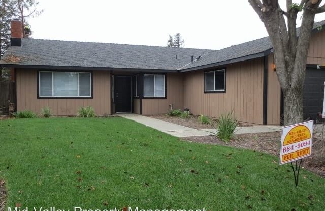1869 S. Holliday Street - 1869 Holliday St, Tulare, CA 93274