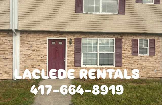 3 BEDROOM 2.5 BATHROOM TOWNHOUSE FOR RENT Gallery 1