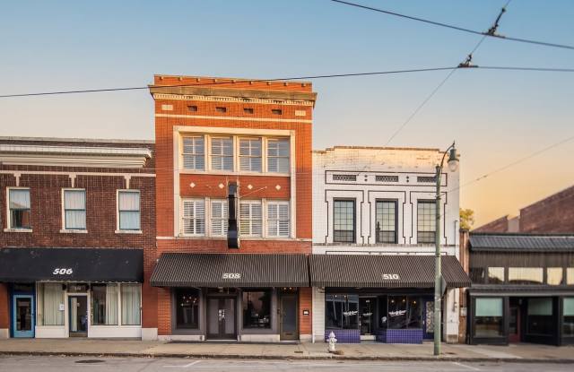 Completely Renovated Downtown Memphis Loft with Rooftop Skyline Views. photos photos Completely Renovated Downtown Memphis Loft with Rooftop Skyline Views. photos photos
