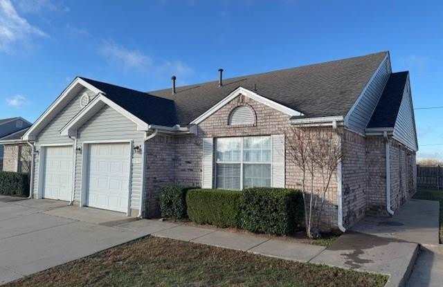 1636 High Circle photos photos