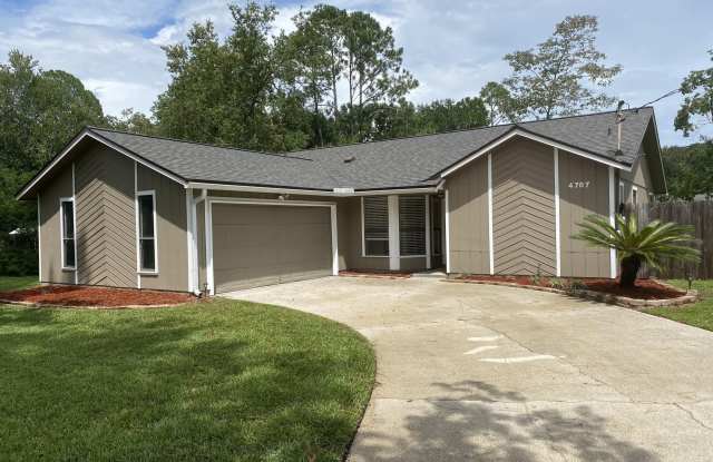 4787 PINE Avenue - 4787 Pine Avenue, Fleming Island, FL 32003