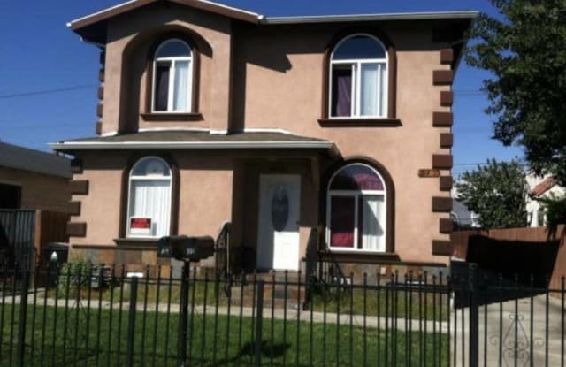 819 E 73rd St - 819 East 73rd Street, Los Angeles, CA 90001