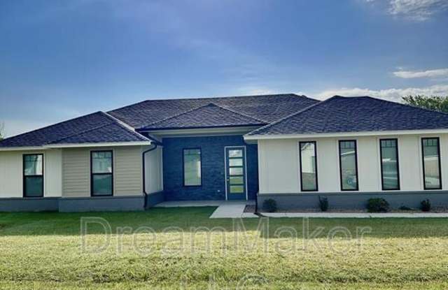 5329 Red Maple Ave Gallery 1