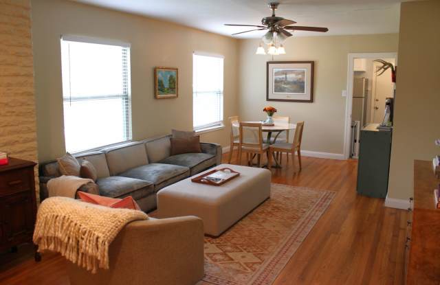 5703 Woodview Ave, Austin, Texas 78756 Gallery 1