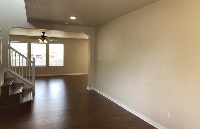120 SADDLE HORN Gallery 3