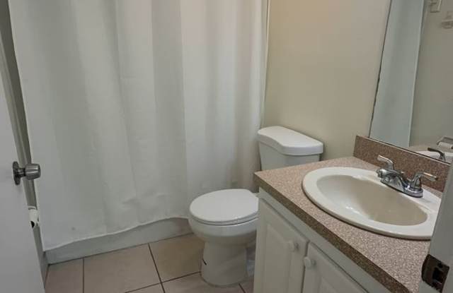 905 Southridge Rd  #204A Gallery 4