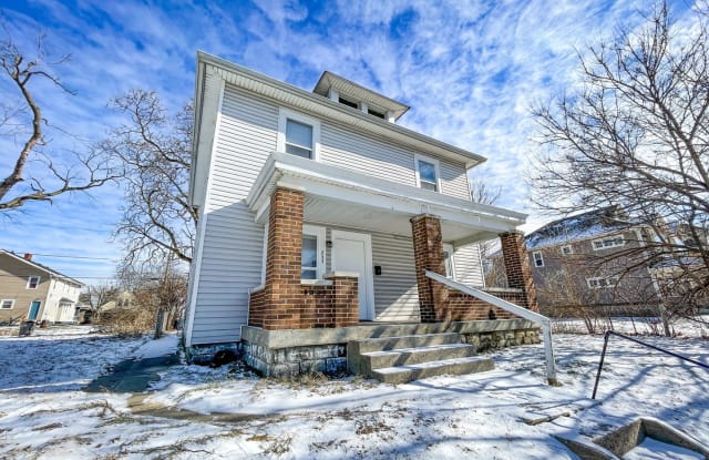 233 Parkview Ave - 233 Parkview Avenue, Indianapolis, IN 46201