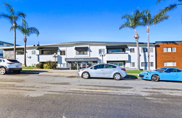343 Palos Verdes Apartments Gallery 1