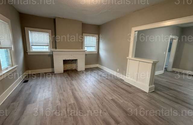 $775 - 2 bedroom / 1 bathroom - Single Family Home Gallery 4