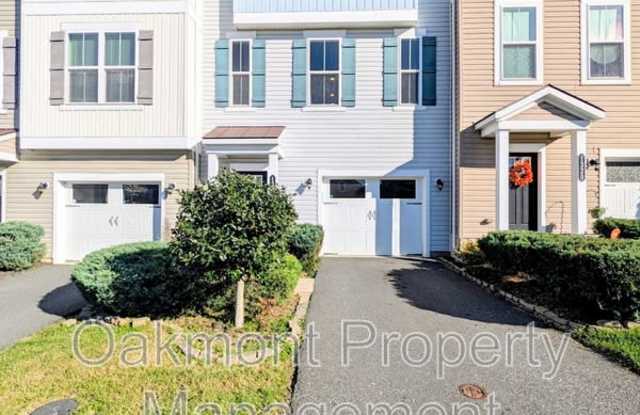 1322 Hudgins Farm Circle Gallery 2