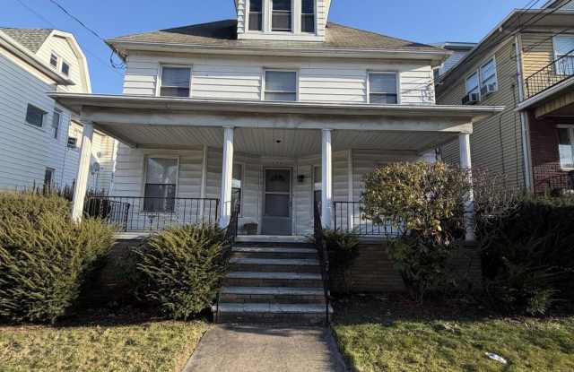 250 S Main Street - 250 South Main Street, Pittston, PA 18640