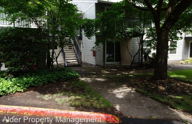 5480 SW Alger Ave unit E-11 - 5480 Southwest Alger Avenue, Beaverton, OR 97005