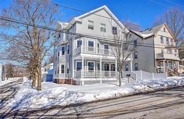 17 Pidge Avenue unit: 2 photos photos