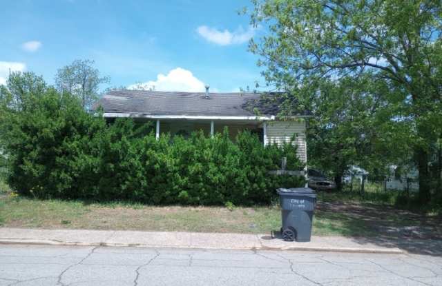 409 Green Street - 409 Green Street, Laurens, SC 29360