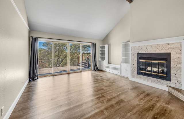 Spacious Folsom Townhome with Scenic Hill Views! Gallery 3
