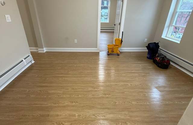 686 BERGEN AVE photos photos