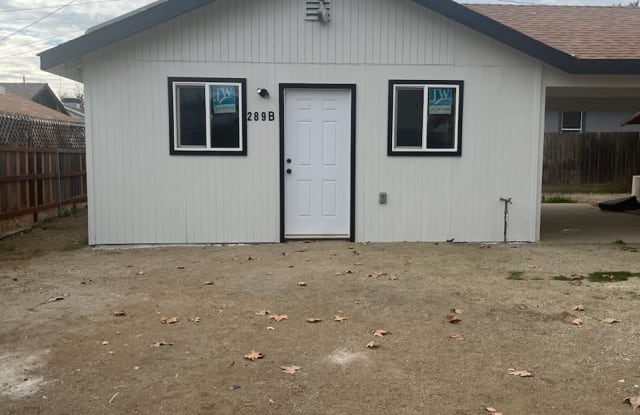 289 Belleview Ave - Unit B - 289 West Belleview Avenue, Porterville, CA 93257