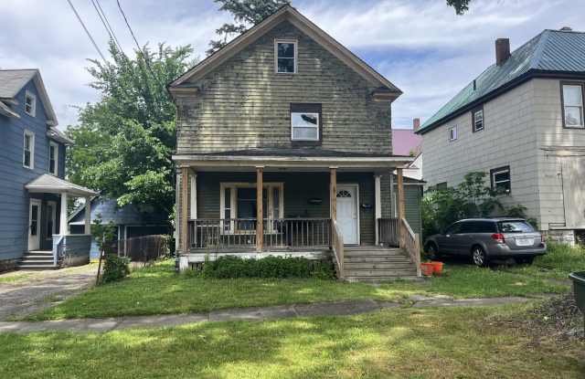 104 Isabella Avenue - 2 - 104 Isabella Avenue, Jamestown, NY 14701