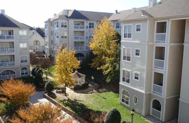 4551 STRUTFIELD LN #4418 - 4551 Strutfield Lane, Alexandria, VA 22311