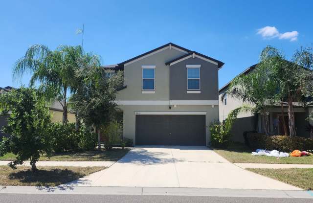 Beautiful 4 bedroom/2.5 bath photos photos