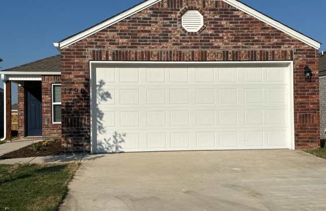 Your Next Home Awaits! 3-Bedroom, 2-Bath Home with Community Park Access in Barberry Court | Pre-Leasing NOW Gallery 3