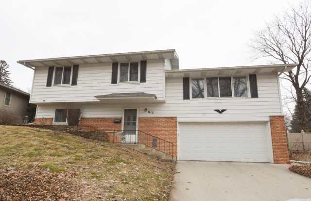 Absolutely pristine, unique multi-level floor plan photos photos