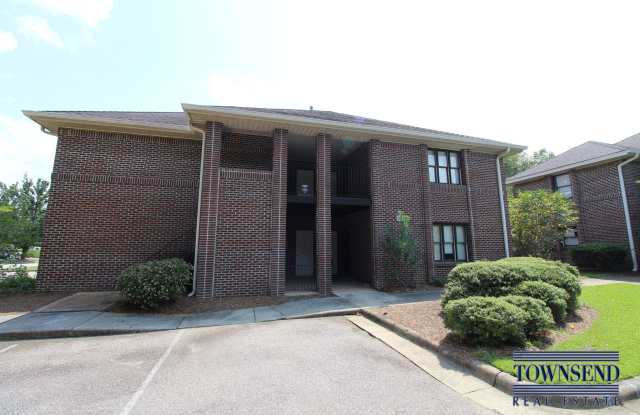 1024-3 Ancestry Dr ( NO PETS) - 1024 Ancestry Drive, Fayetteville, NC 28304