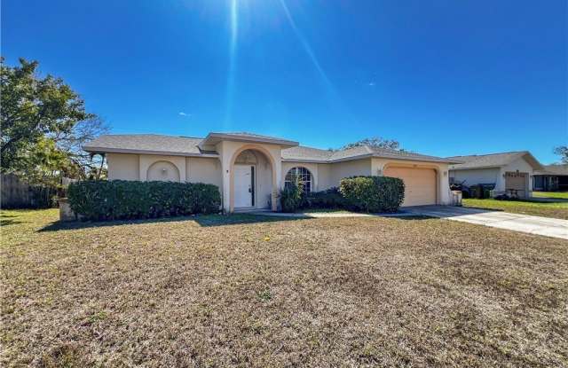 208 SE 17th Street photos photos