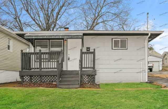 9947 Lark Avenue photos photos