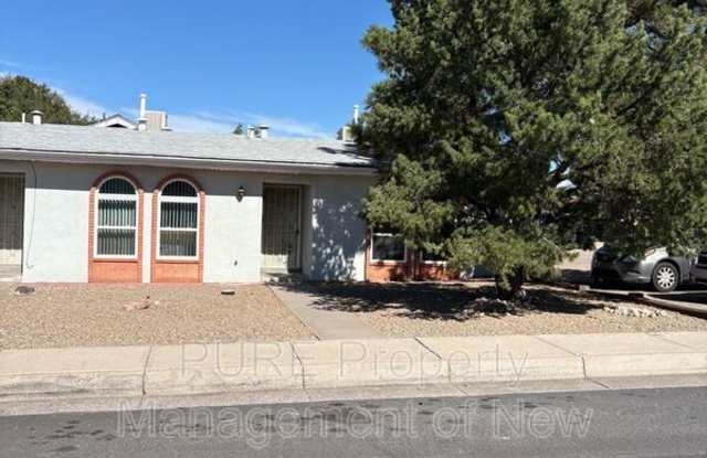 2701 Texas St NE photos photos