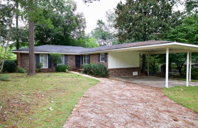1030 Cumberland Dr photos photos
