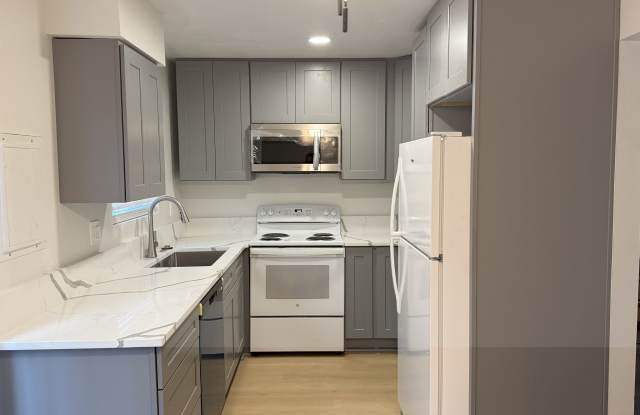 12830 Southwest Grant Avenue photos photos