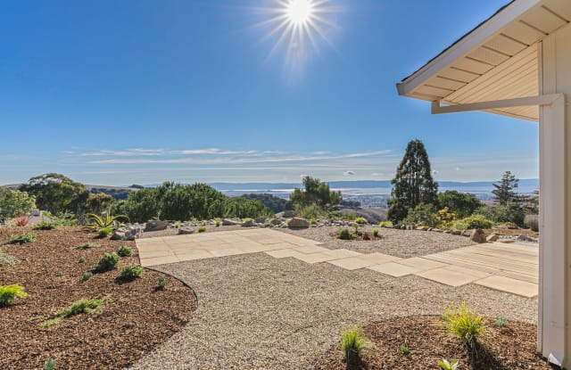 27962 Edgecliff Way - 27962 Edgecliff Way, Hayward, CA 94542