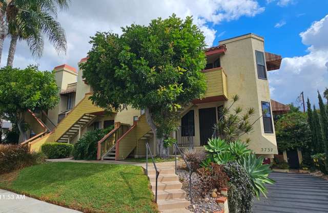 NORTH PARK / SAN DIEGO - Nice 2 Bedroom / 2 Bath Condo with 2 Car Tandem Garage. AVAILABLE NOW! - 3737 Mississippi Street, San Diego, CA 92104