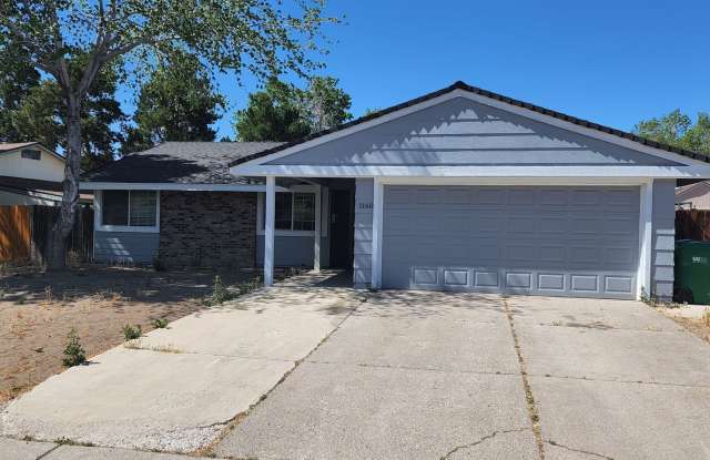 4 bedroom single level home zoned for Reed Highschool! photos photos