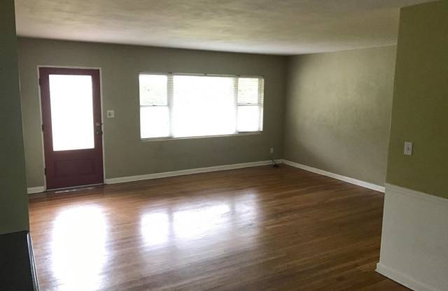 618 N Lakemont Avenue Gallery 2