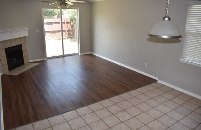 5804 Mariposa Drive Gallery 4