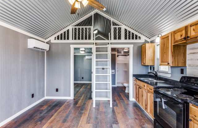 5001 Knob Hill Road Gallery 3