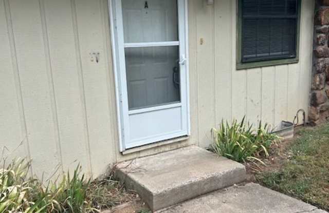 1152 S. Glenn Ave. Apt A photos photos