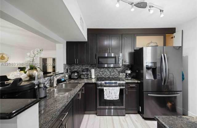 12505 NW 11th Ln photos photos 12505 NW 11th Ln photos photos