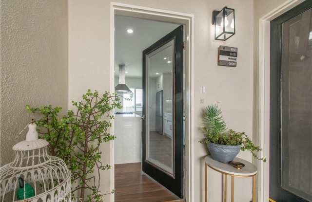 313 Raymondale Drive photos photos