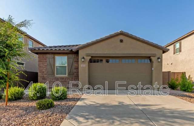 2222 E Palmdale Ln photos photos