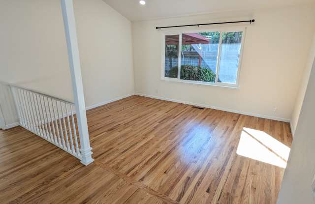 7602 Barnhart Place Gallery 4