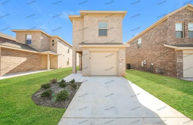 2000 Wolford Way photos photos