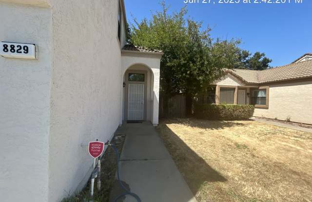 Spacious 2 Story Home! photos photos