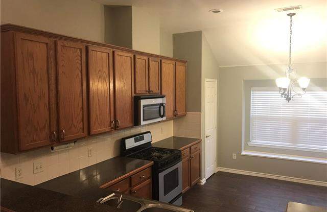 1703 Briarhollow Drive Gallery 4