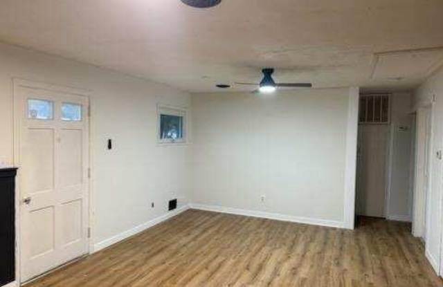 33 Stagecoach Road Gallery 3
