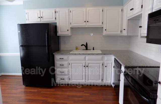 3769 Greenes Crossing Gallery 2